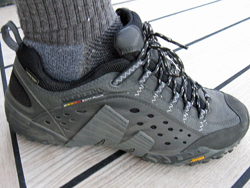 merrell men's intercept hiking shoes